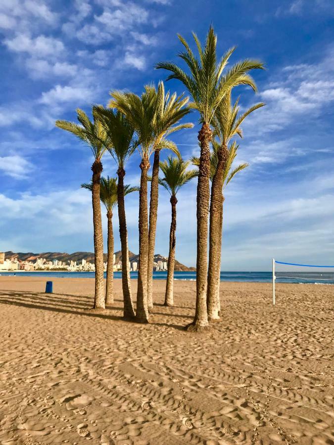 Neptuno On The Beach Бенидорм Экстерьер фото