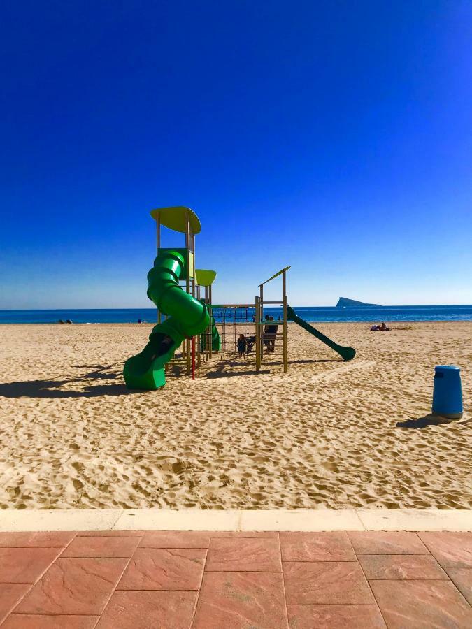 Neptuno On The Beach Бенидорм Экстерьер фото